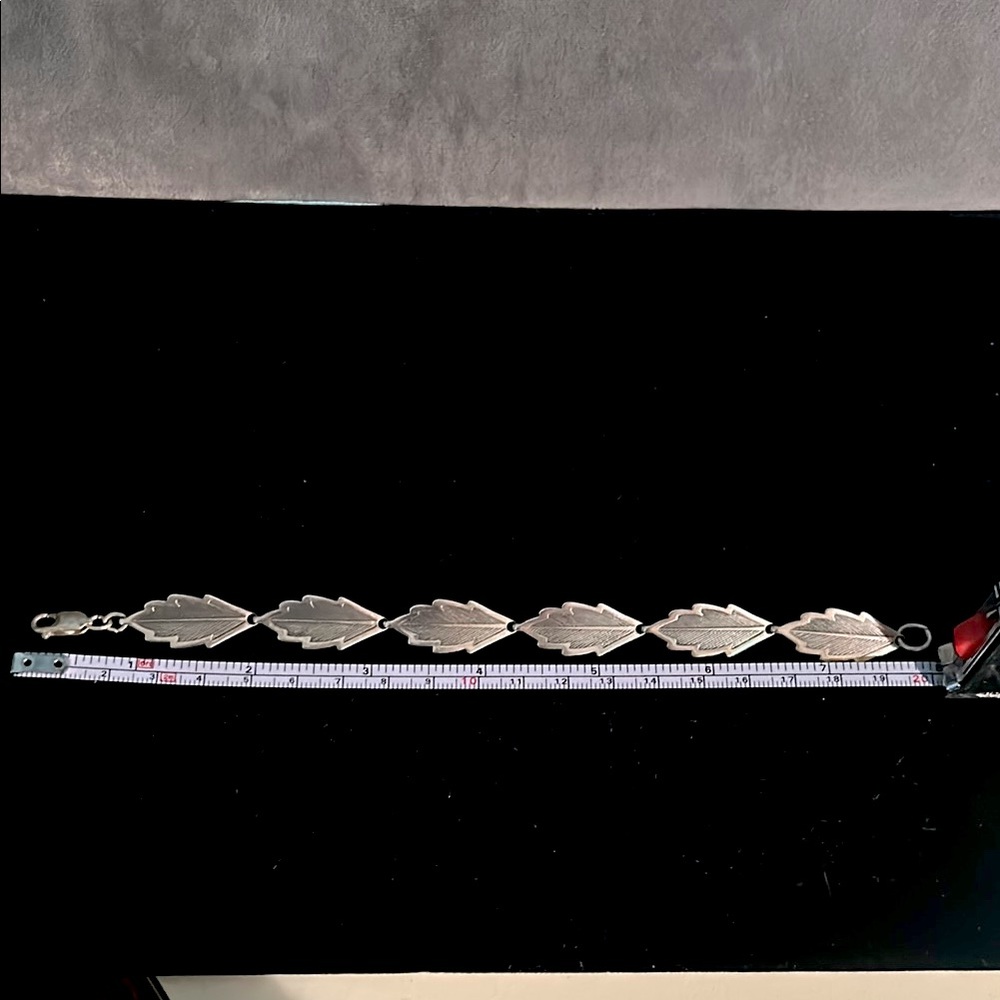 Sterling Silver (925) Leaf Design Bracelet